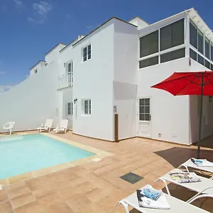 https://villa-webb.puertodelcarmen-hotels.org